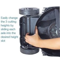 Hyundai 40V Lithium-Ion Cordless Battery Powered Roller Lawn Mower 33cm Cutting Width With Battery A