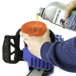 Hyundai 40V Lithium-Ion Battery Powered Cordless Chainsaw | HYC40LI -Machine Shop 7579 14753